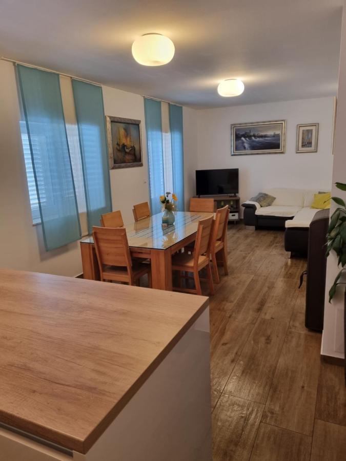 Apartments Jadran Primošten Zewnętrze zdjęcie
